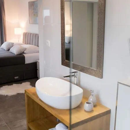 Ferienhaus Mit Privatpool Fur 8 Personen Ca 165 Qm In Primosten, Dalmatien Norddalmatien * Primošten