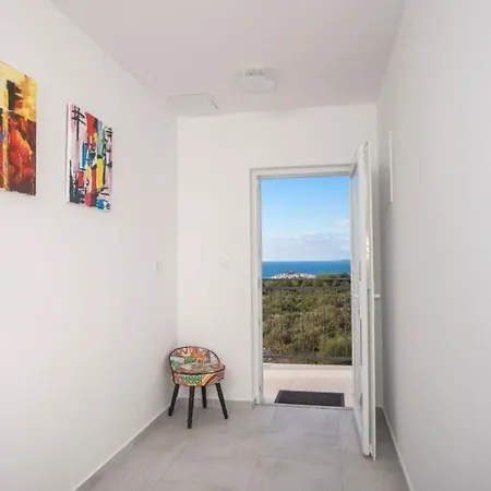 Ferienhaus Mit Privatpool Fur 8 Personen Ca 165 Qm In Primosten, Dalmatien Norddalmatien *