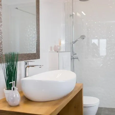 Ferienhaus Mit Privatpool Fur 8 Personen Ca 165 Qm In Primosten, Dalmatien Norddalmatien